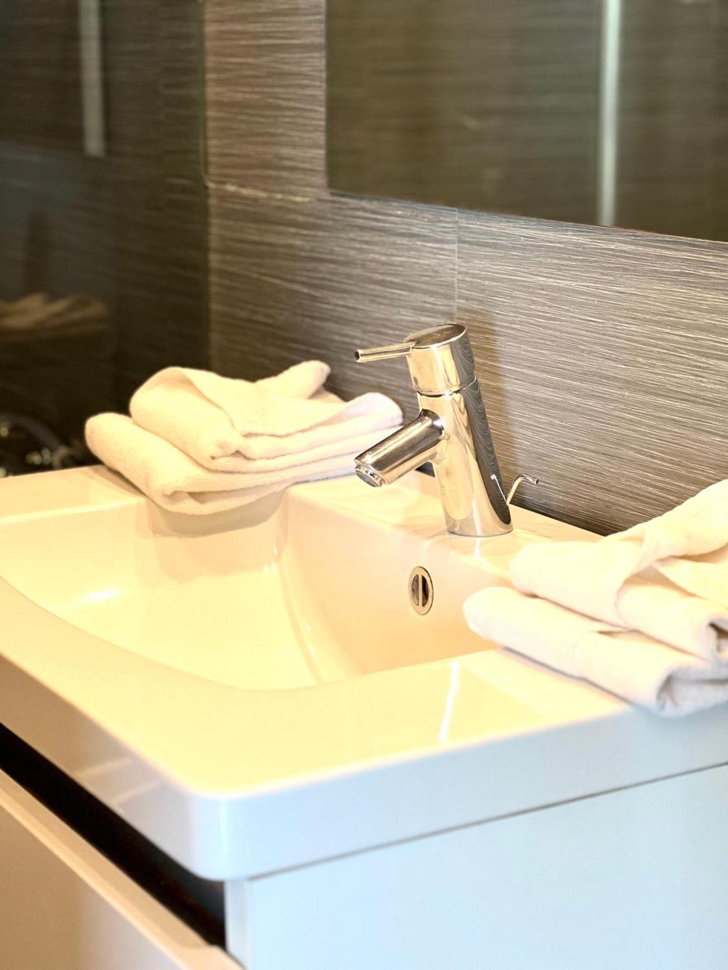 Apartamentos Las Palmas VII Family Only Салоу Екстериор снимка