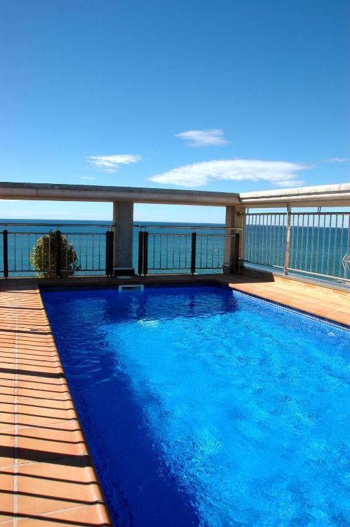 Apartamentos Las Palmas VII Family Only Салоу Екстериор снимка